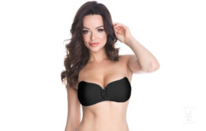 Biustonosz samonośny – jak go zakładać? Jak dbać o stanik samonośny?