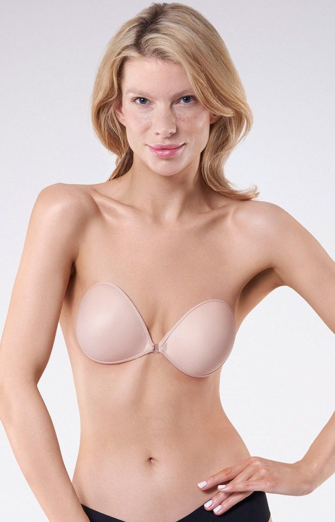 jak zalozyc stanik zeby nie bylo widac ramiaczek